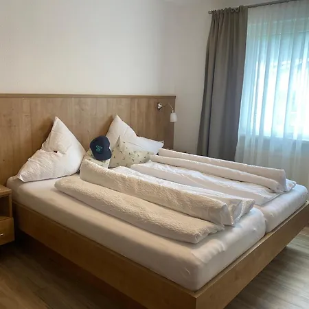 Sportpension Rubin Apartman *